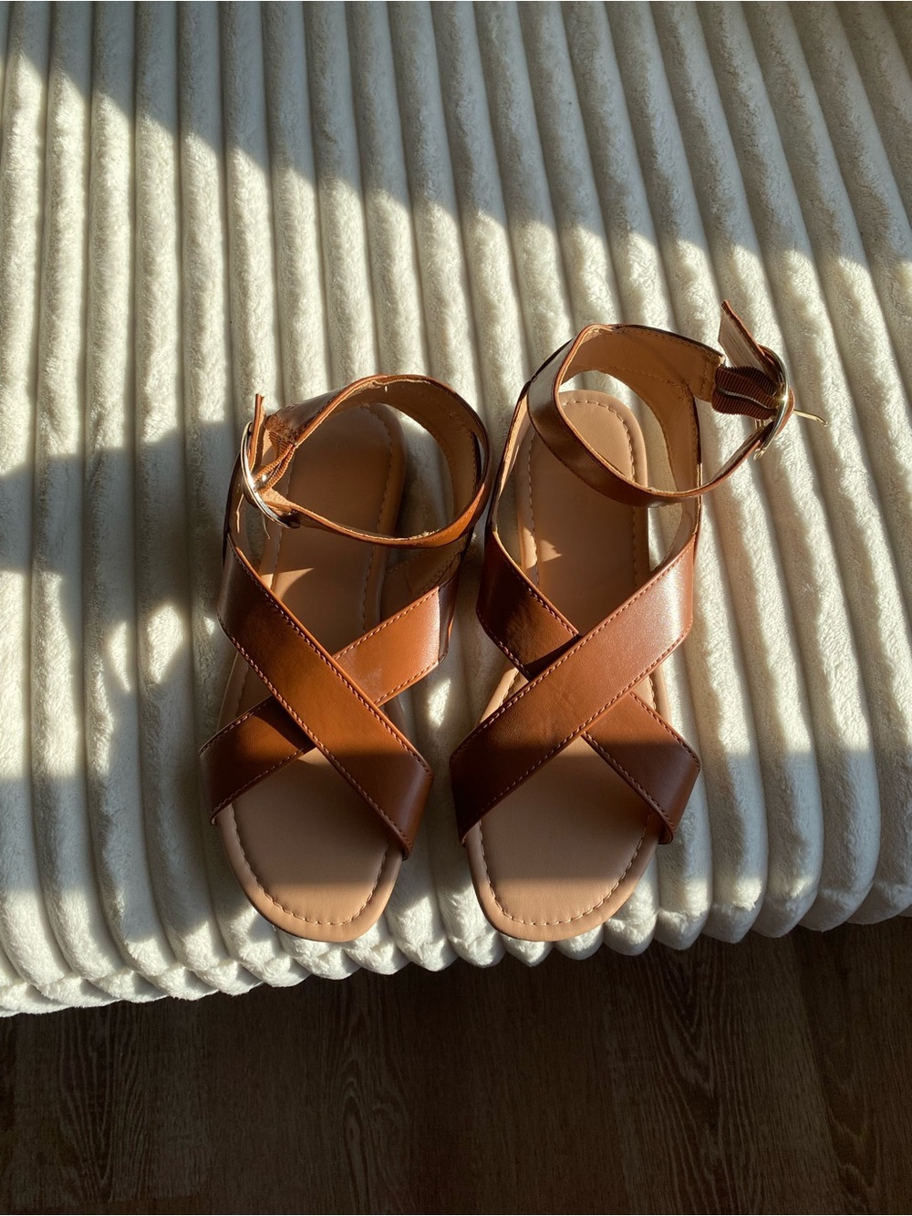 Old Navy Brown Crisscross Ankle Strap Sandals Never been worn